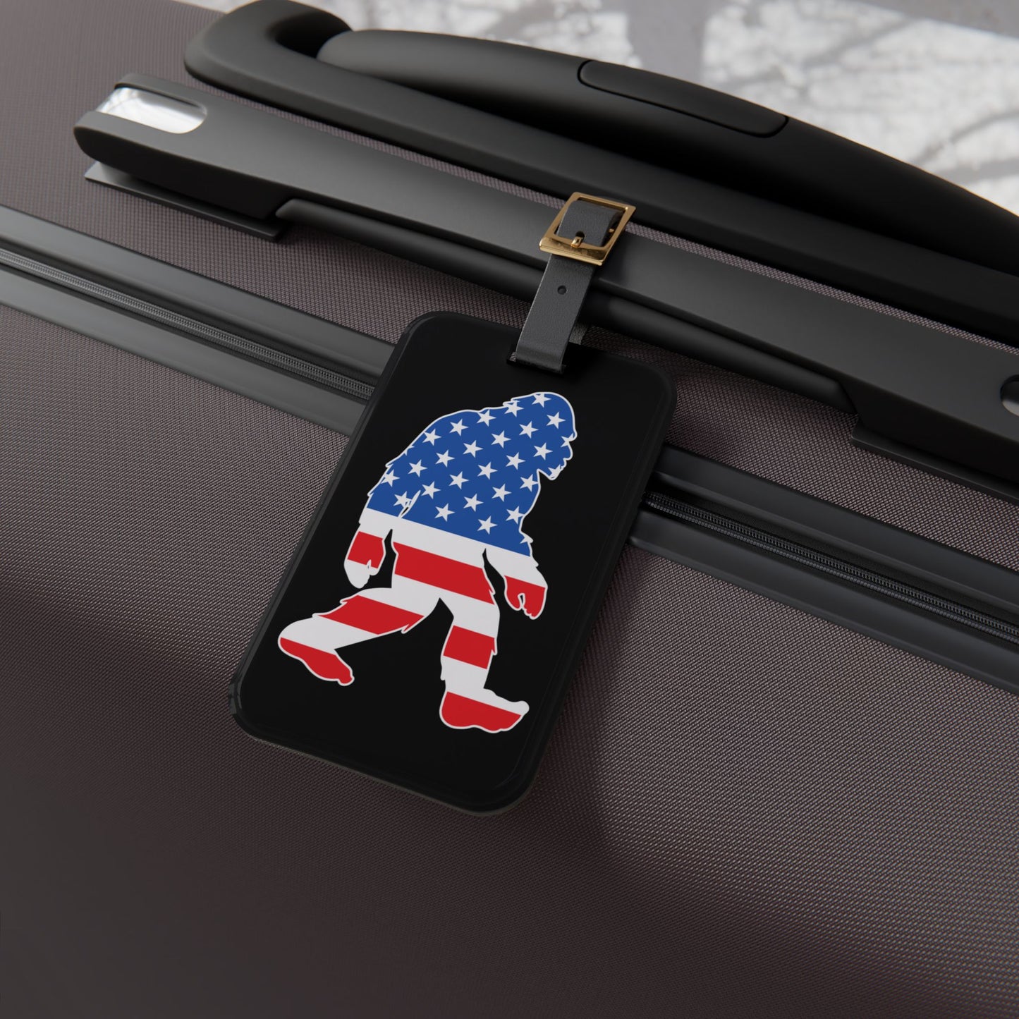 Bigfoot American Flag Luggage Tag | Patriotic Sasquatch Baggage ID | USA Freedom Travel Accessory | Proud USA Patriot Gift for Bigfoot Fans